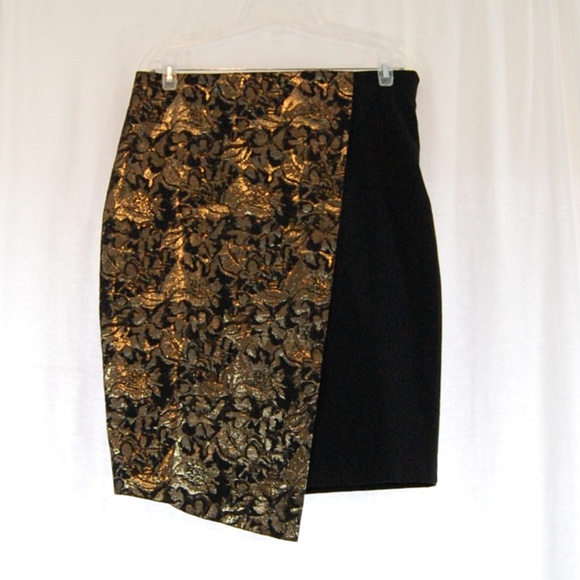 SALE -- Brocade Metallic Knit Pencil Skirt (NWT) - Picture 4 of 8